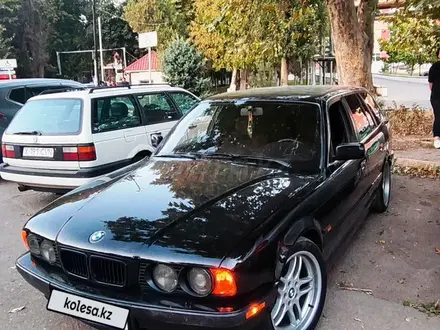 BMW 520 1993 года за 2 500 000 тг. в Шымкент – фото 2