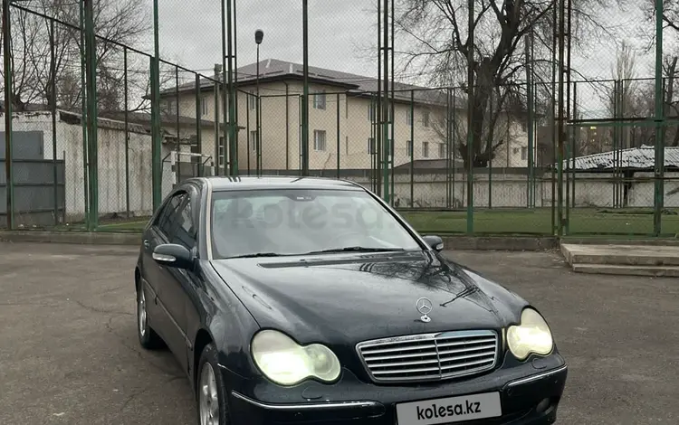 Mercedes-Benz C 240 2001 года за 3 100 000 тг. в Тараз
