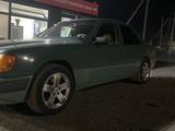Mercedes-Benz E 260 1988 годаүшін2 300 000 тг. в Караганда – фото 4