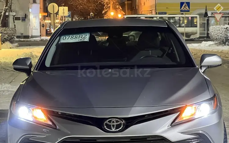Toyota Camry 2023 года за 14 000 000 тг. в Уральск
