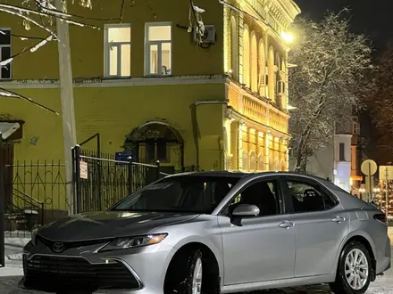 Toyota Camry 2023 года за 16 000 000 тг. в Уральск – фото 6