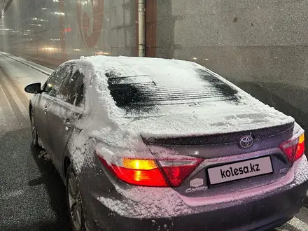 Toyota Camry 2015 года за 8 100 000 тг. в Шымкент – фото 3