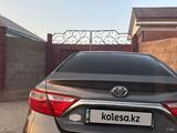 Toyota Camry 2015 годаүшін8 100 000 тг. в Шымкент – фото 5
