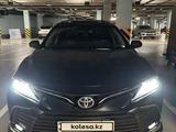 Toyota Camry 2023 года за 17 200 000 тг. в Астана