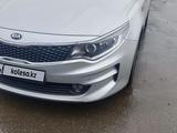 Kia K5 2015 года за 10 200 000 тг. в Алматы – фото 2