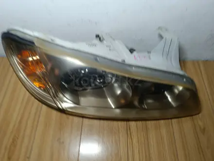 Фара Правая коричневая маска Nissan Maxima A33 Cefiro Ниссан Максима А33 за 35 000 тг. в Караганда – фото 2
