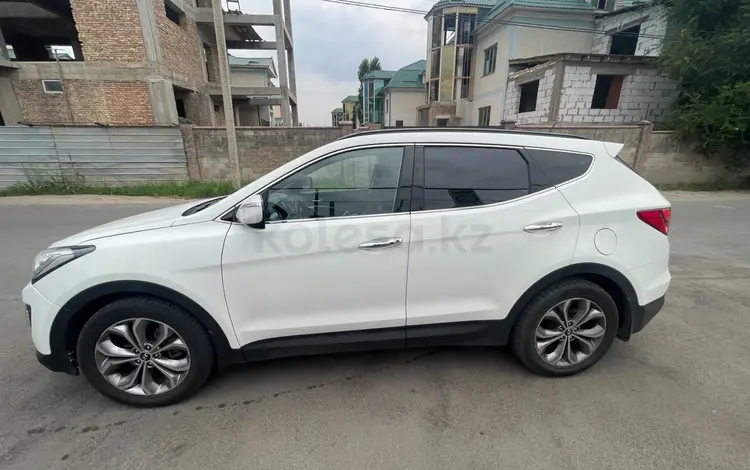 Hyundai Santa Fe 2012 годаүшін9 000 000 тг. в Алматы