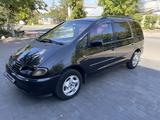 Volkswagen Sharan 1996 годаүшін2 600 000 тг. в Караганда – фото 3