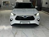 Toyota Highlander 2022 года за 20 500 000 тг. в Астана