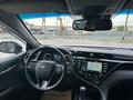 Toyota Camry 2020 года за 16 500 000 тг. в Уральск – фото 18