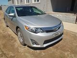 Toyota Camry 2014 года за 5 900 000 тг. в Атырау – фото 2