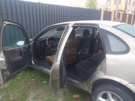 Opel Vectra 1997 года за 899 000 тг. в Актобе – фото 3