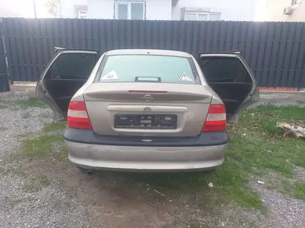 Opel Vectra 1997 года за 899 000 тг. в Актобе – фото 6