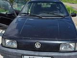 Volkswagen Passat 1993 годаүшін1 250 000 тг. в Петропавловск
