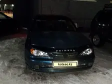 Nissan Primera, 2001