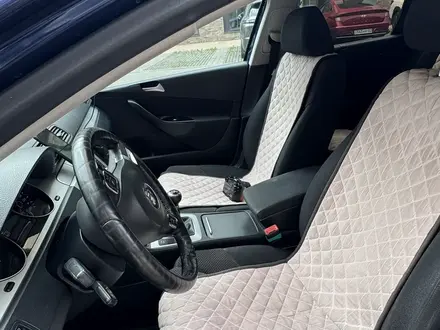 Volkswagen Passat 2009 года за 3 800 000 тг. в Алматы – фото 9