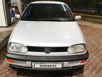 Volkswagen Golf 1993 года за 1 900 000 тг. в Алматы