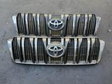 Решетка радиатора Toyota Land Cruiser Prado 2011 GRJ150 за 70 000 тг. в Алматы