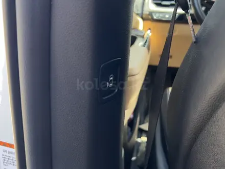 Kia Carnival 2021 года за 19 000 000 тг. в Алматы – фото 15