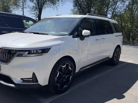 Kia Carnival 2021 года за 19 000 000 тг. в Алматы – фото 2