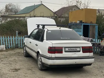 Volkswagen Passat 1994 года за 1 300 000 тг. в Семей – фото 4