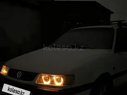 Volkswagen Passat 1994 года за 1 300 000 тг. в Семей – фото 8