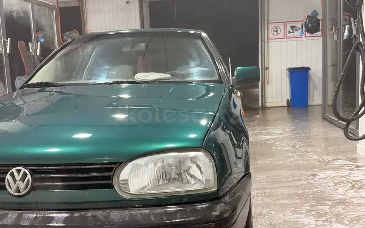 Volkswagen Golf 1997 года за 1 999 000 тг. в Караганда