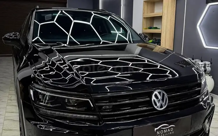 Volkswagen Tiguan 2021 года за 16 500 000 тг. в Костанай