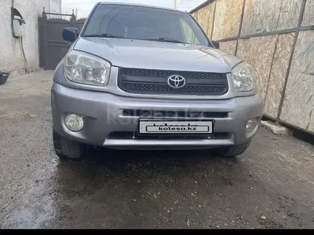 Toyota RAV4 2004 года за 5 500 000 тг. в Караганда – фото 3