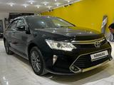 Toyota Camry 2017 года за 13 600 000 тг. в Туркестан – фото 3