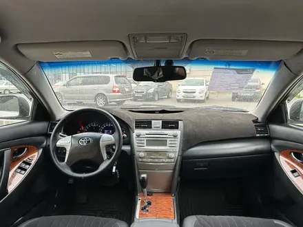 Toyota Camry 2010 года за 5 900 000 тг. в Тараз – фото 20