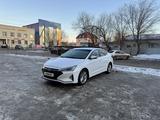 Hyundai Elantra 2019 годаfor7 000 000 тг. в Уральск – фото 2