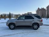 Toyota Fortuner 2005 годаfor8 600 000 тг. в Астана – фото 4