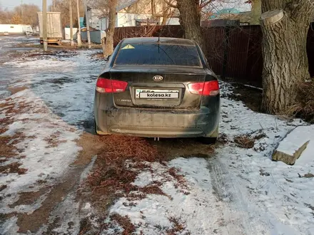 Kia Cerato 2010 года за 3 500 000 тг. в Актобе – фото 3