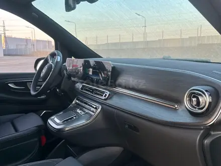 Mercedes-Benz V 300 Exclusive 2025 года за 73 000 000 тг. в Костанай – фото 12