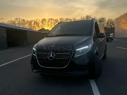 Mercedes-Benz V 300 Exclusive 2025 года за 73 000 000 тг. в Костанай – фото 4