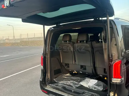 Mercedes-Benz V 300 Exclusive 2025 года за 73 000 000 тг. в Костанай – фото 11