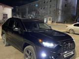 Toyota RAV4 2021 годаүшін11 000 000 тг. в Жанаозен – фото 2