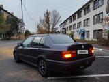 Volkswagen Vento 1992 года за 1 100 000 тг. в Караганда – фото 2