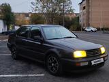 Volkswagen Vento 1992 года за 1 100 000 тг. в Караганда