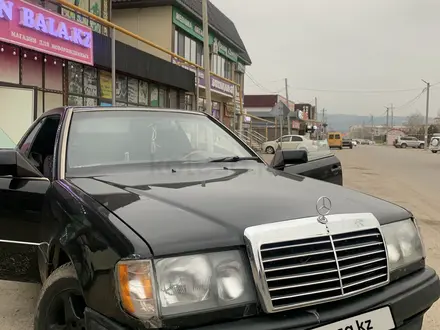 Mercedes-Benz E 300 1992 года за 1 600 000 тг. в Алматы – фото 2