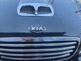 Kia Carnival 2002 годаүшін2 350 000 тг. в Шымкент