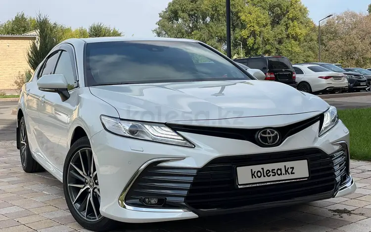 Toyota Camry 2021 годаүшін16 700 000 тг. в Алматы