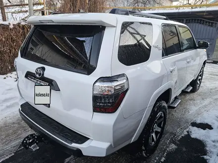 Toyota 4Runner 2022 года за 32 000 000 тг. в Алматы – фото 14