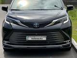 Toyota Sienna 2021 года за 29 000 000 тг. в Алматы – фото 2