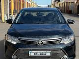 Toyota Camry 2015 года за 9 000 000 тг. в Караганда – фото 2