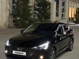 Hyundai Accent 2021 года за 8 600 000 тг. в Астана – фото 2