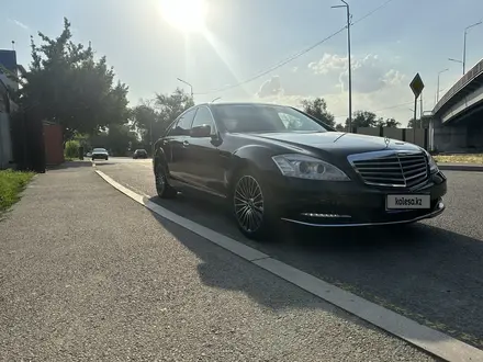 Mercedes-Benz S 350 2009 года за 10 500 000 тг. в Алматы – фото 3