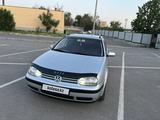 Volkswagen Golf 2000 годаүшін2 800 000 тг. в Шымкент