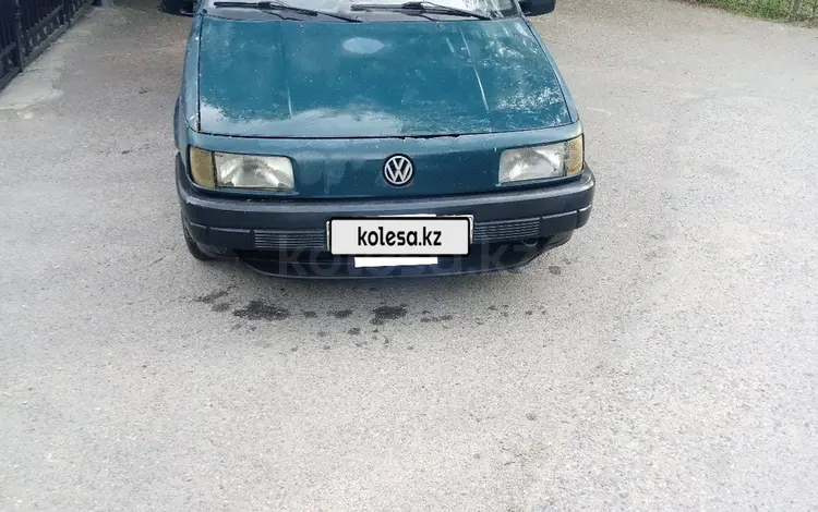 Volkswagen Passat 1990 года за 800 000 тг. в Алматы